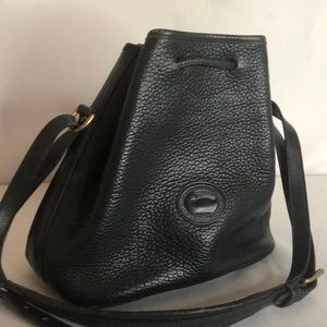 Vintage Dooney Bourke bucket bag
